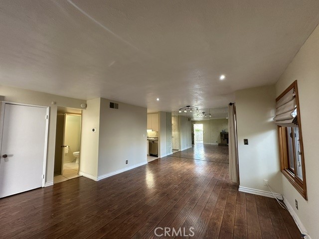 22137 Burbank Property Photo 5