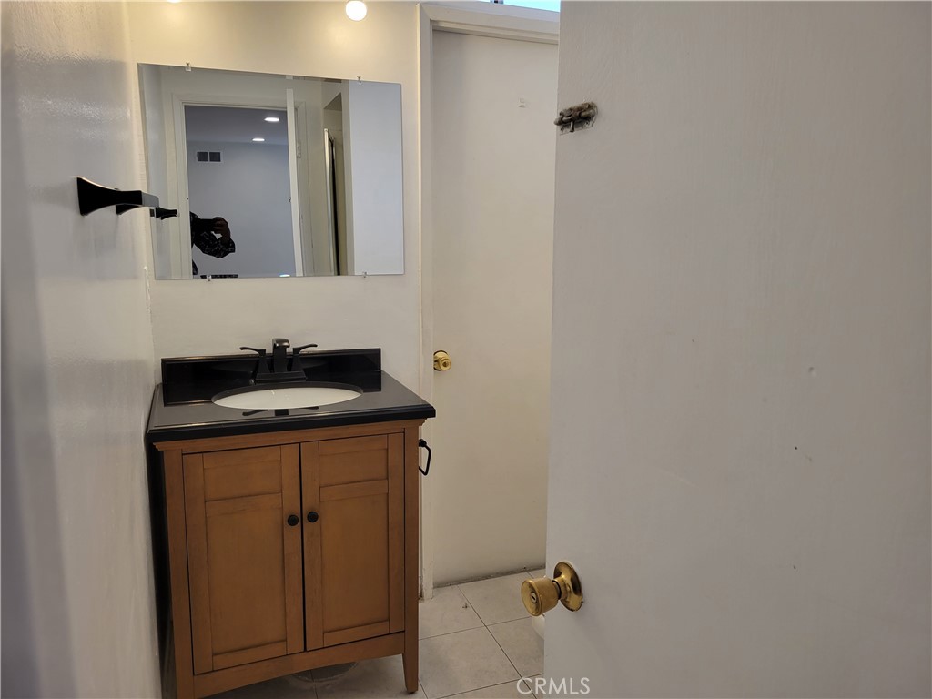 19207 Schoenborn Street Property Photo 27