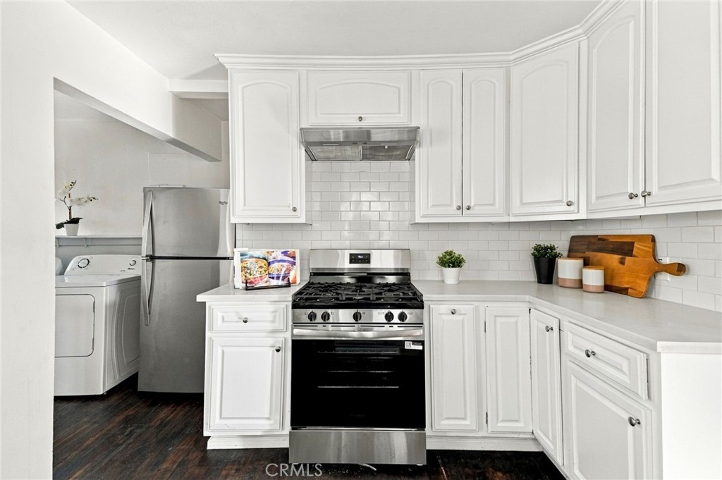 2839 Hillcrest Drive Property Photo 17
