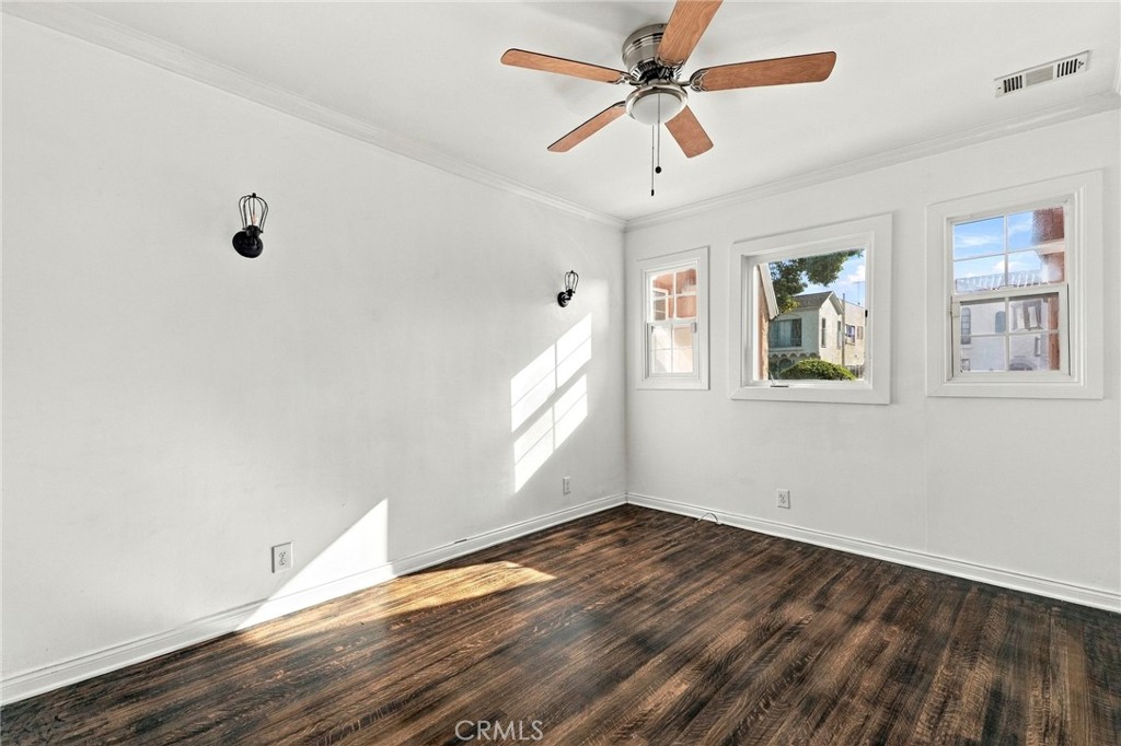2839 Hillcrest Drive Property Photo 22