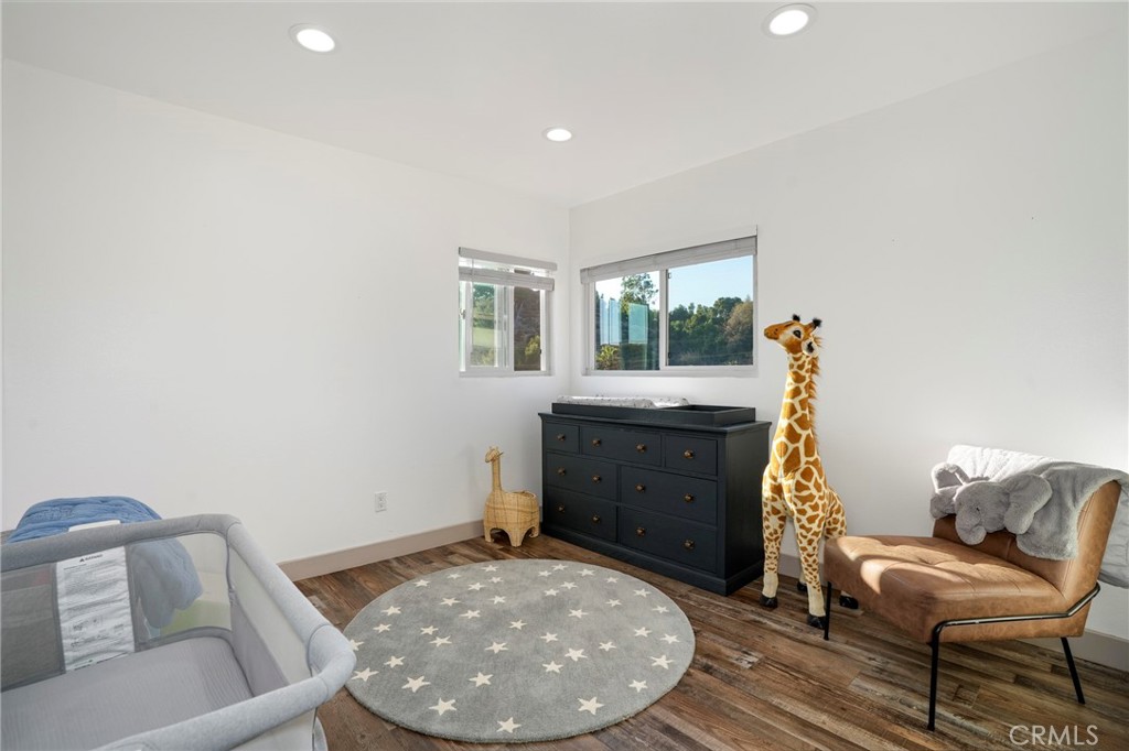 10110 Sunland Boulevard Property Photo 26