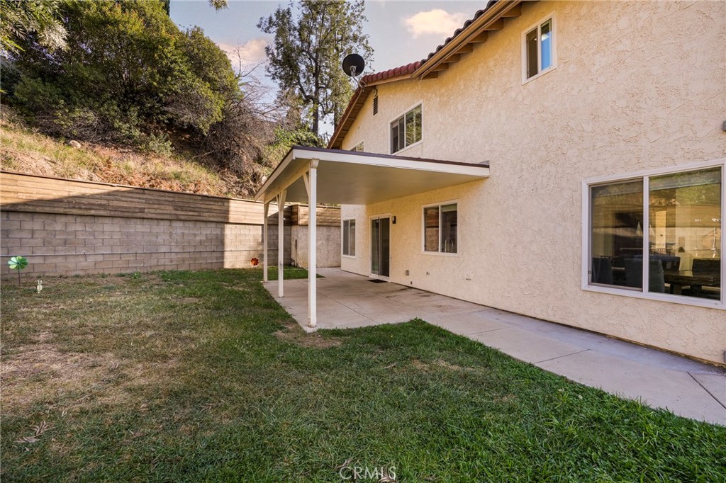 10110 Sunland Boulevard Property Photo 31