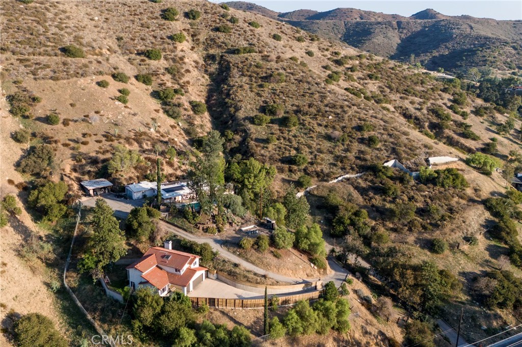 10110 Sunland Boulevard Property Photo 37