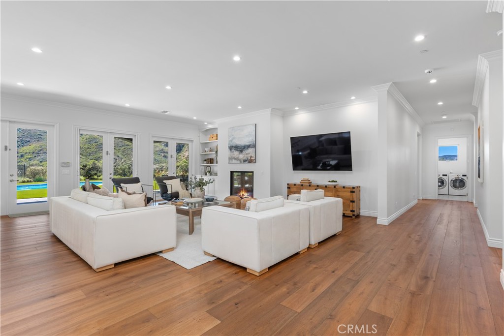 29438 Mulholland Highway Property Photo 4