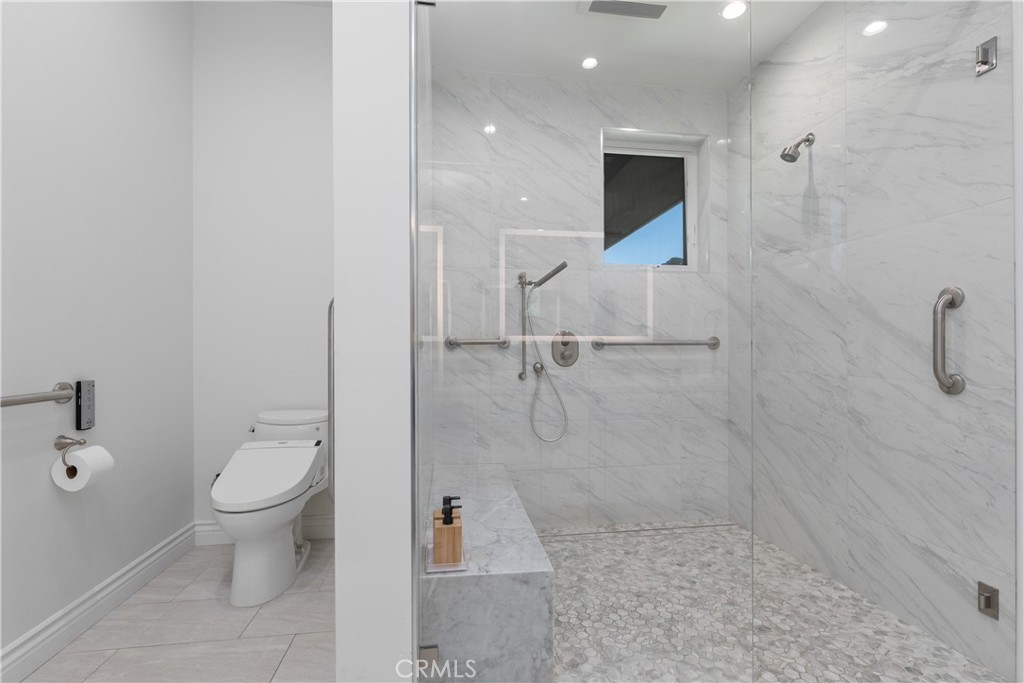 29438 Mulholland Highway Property Photo 23