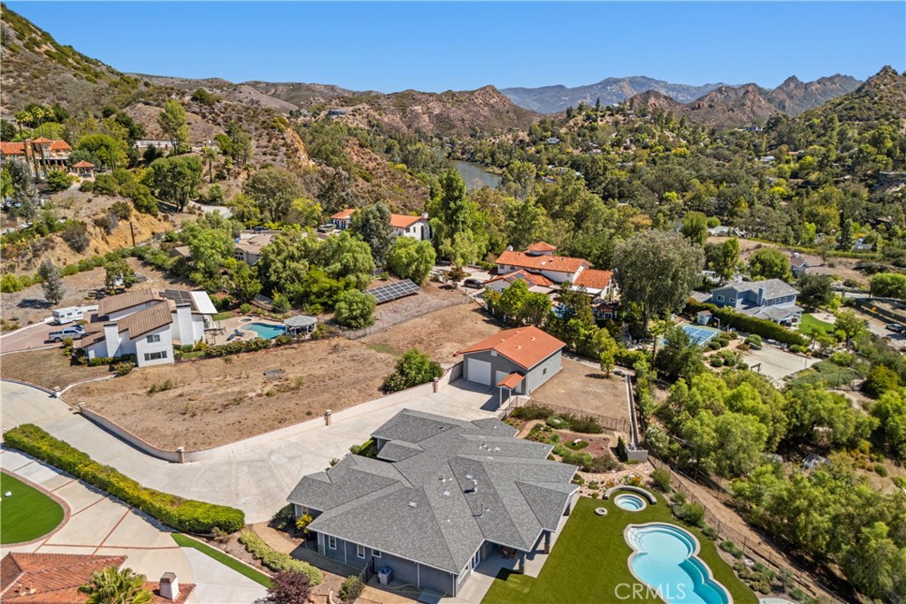 29438 Mulholland Highway Property Photo 43