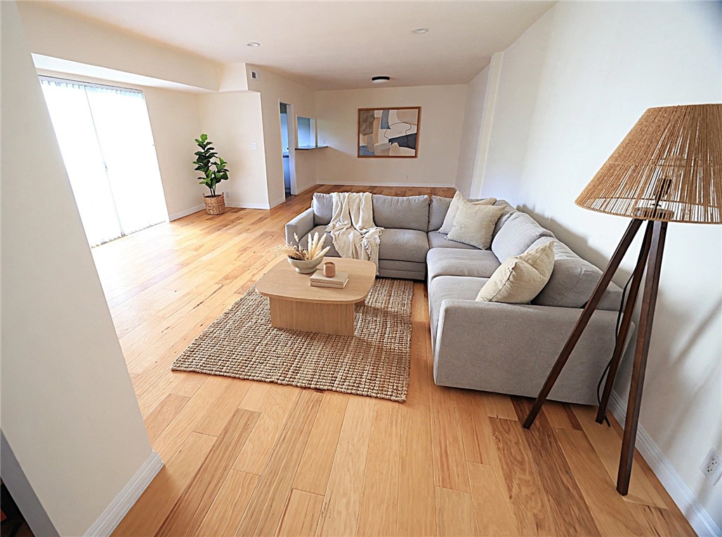 7309 Franklin Avenue 406 Property Photo 5