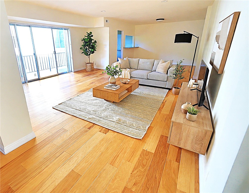 7309 Franklin Avenue 406 Property Photo 10