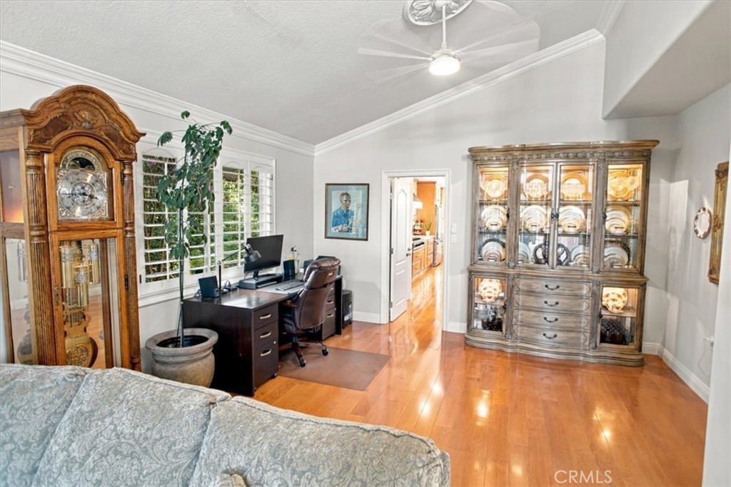 11915 Laughton Way Property Photo 8