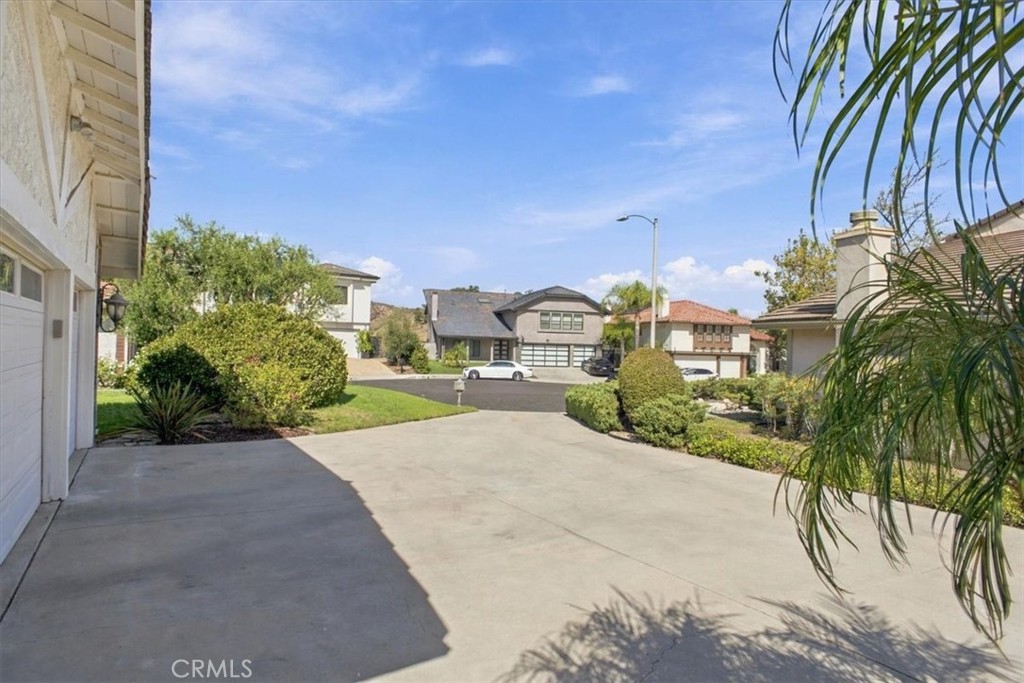 11915 Laughton Way Property Photo 27