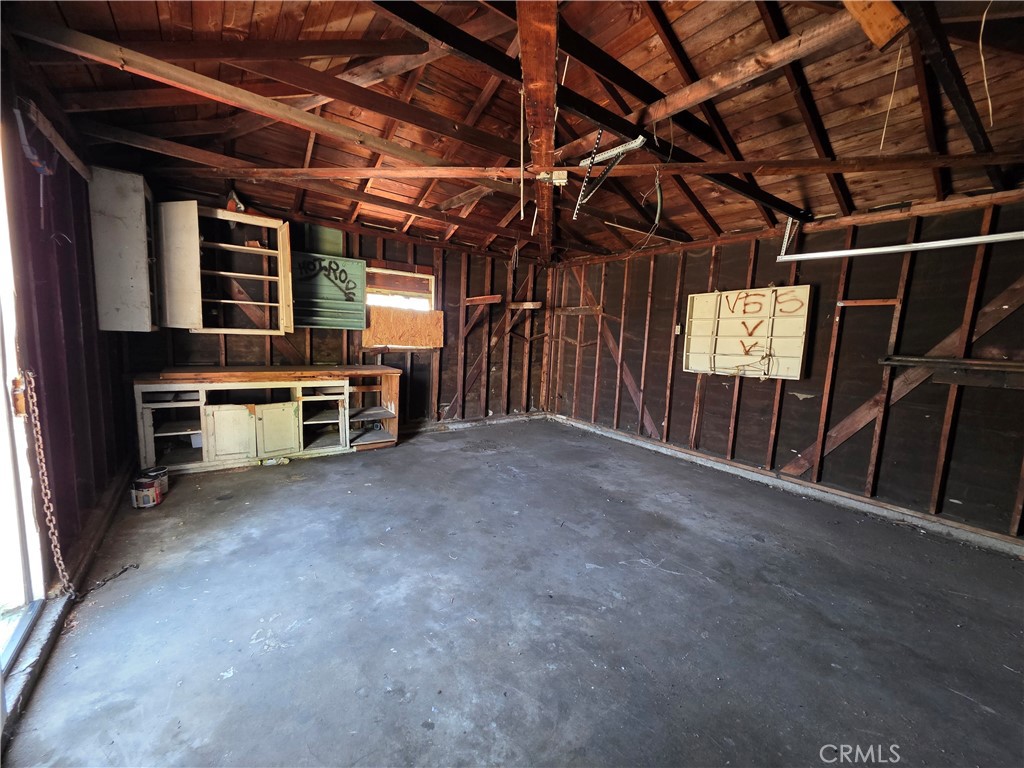 8263 Vantage Property Photo 21