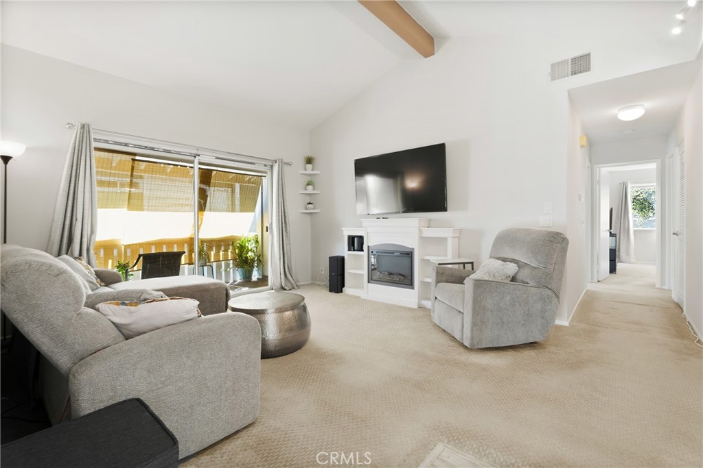 27646 Susan Beth L Property Photo 2