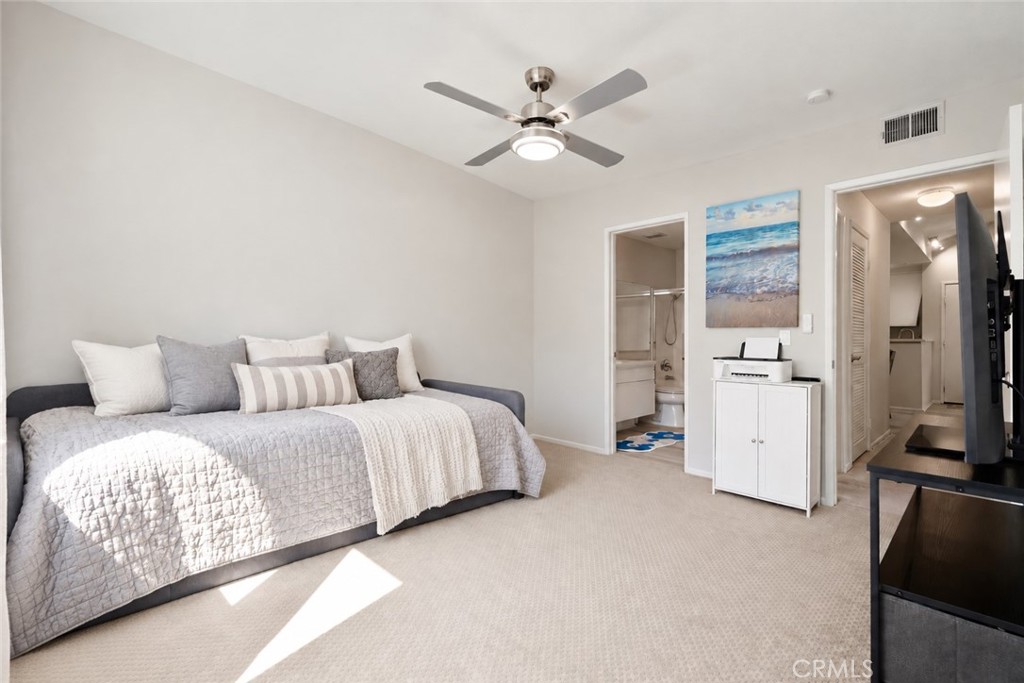 27646 Susan Beth L Property Photo 15