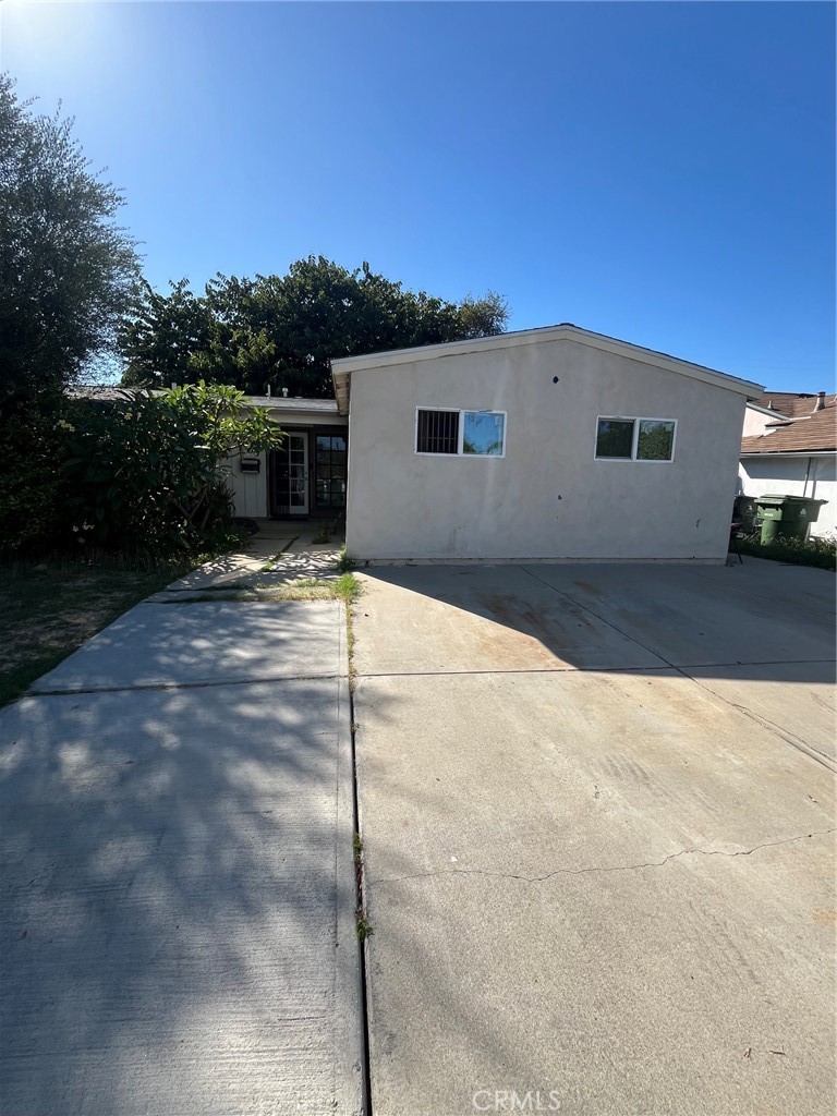 6929 Calvin Property Photo 1