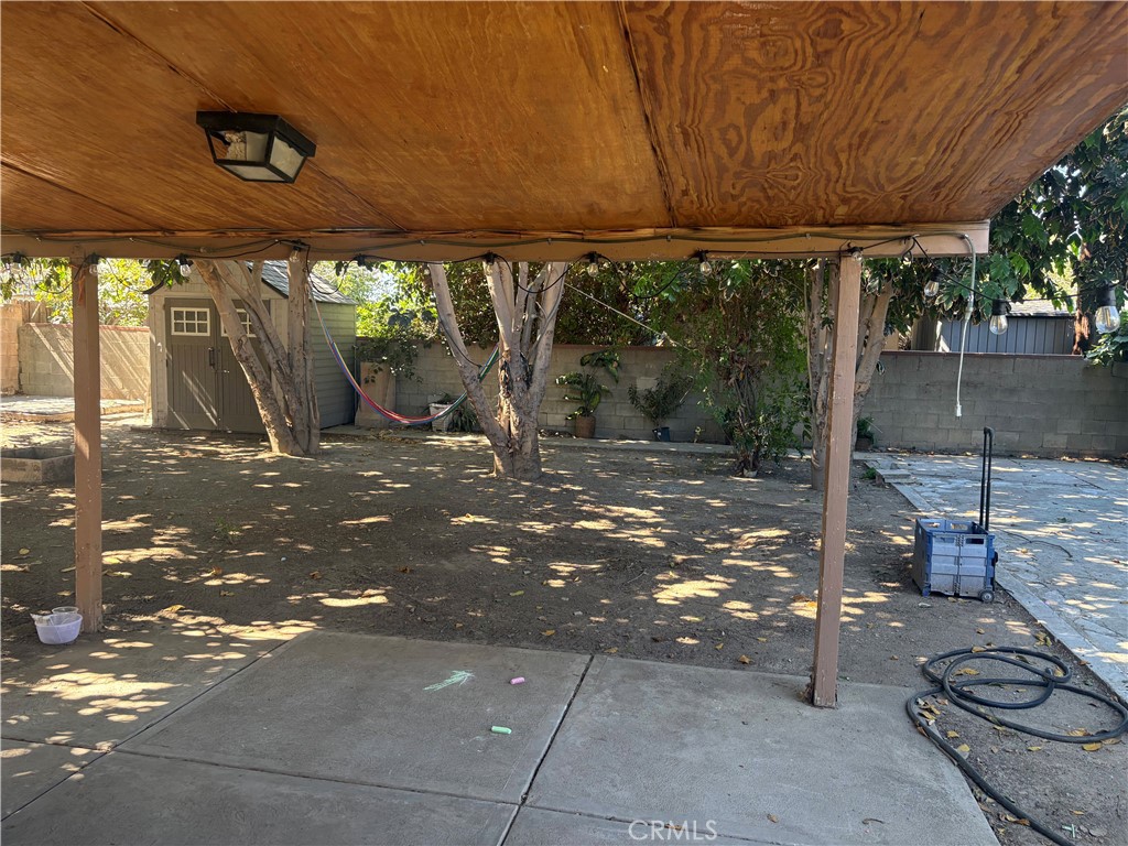 6929 Calvin Property Photo 8