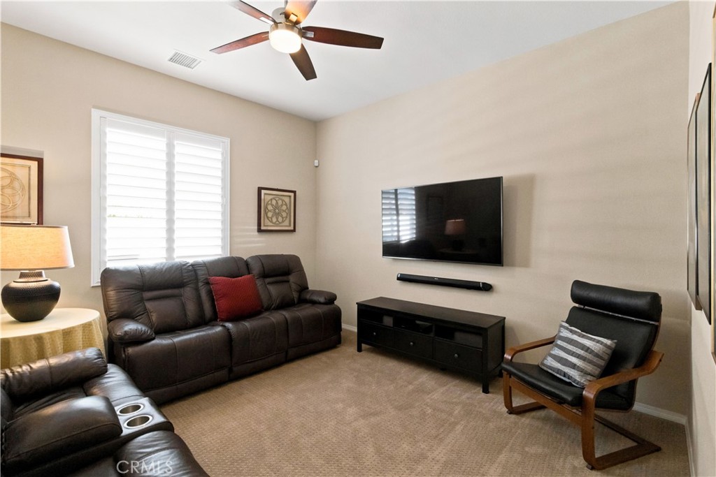 340 Mock Bluff Property Photo 16