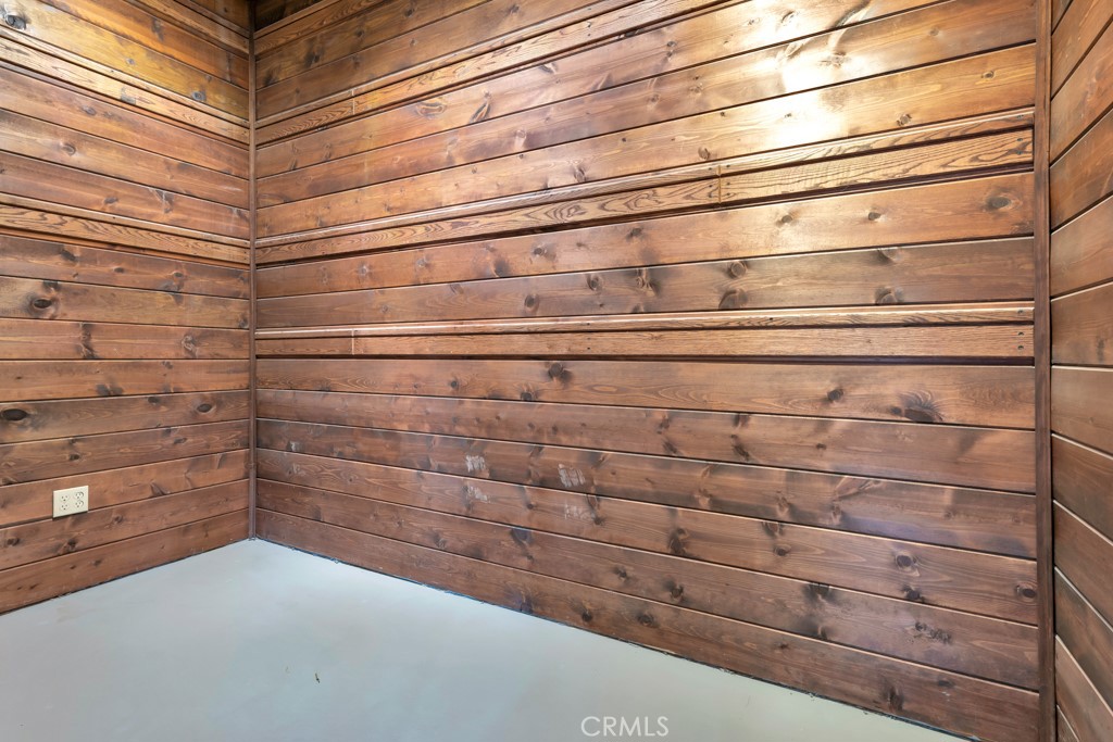 901 N Maclay Property Photo 12