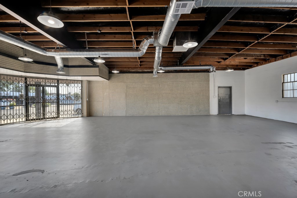 901 N Maclay Property Photo 18