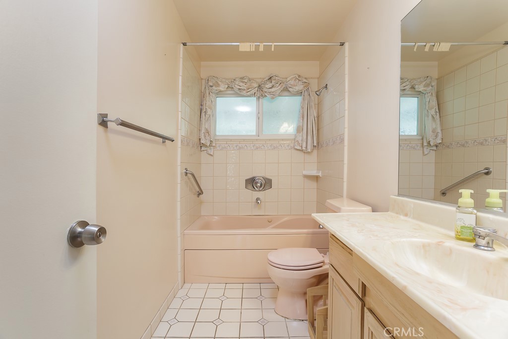 6530 Capistrano Avenue Property Photo 15