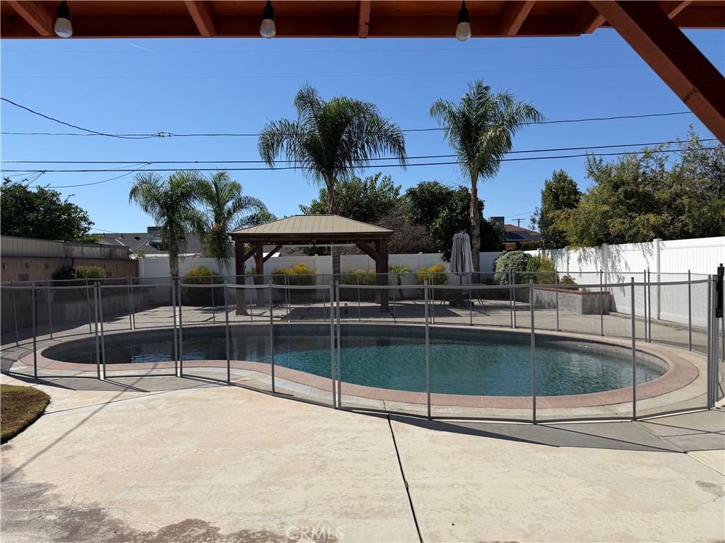 6547 Denny Property Photo 3