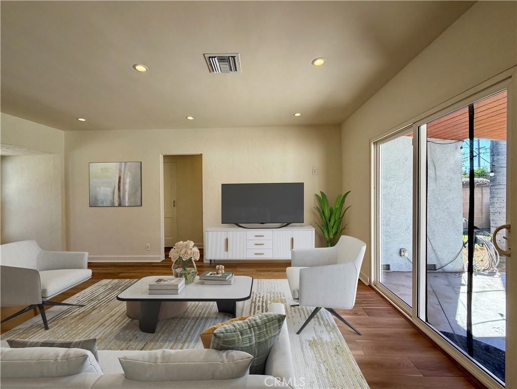 6547 Denny Property Photo 5