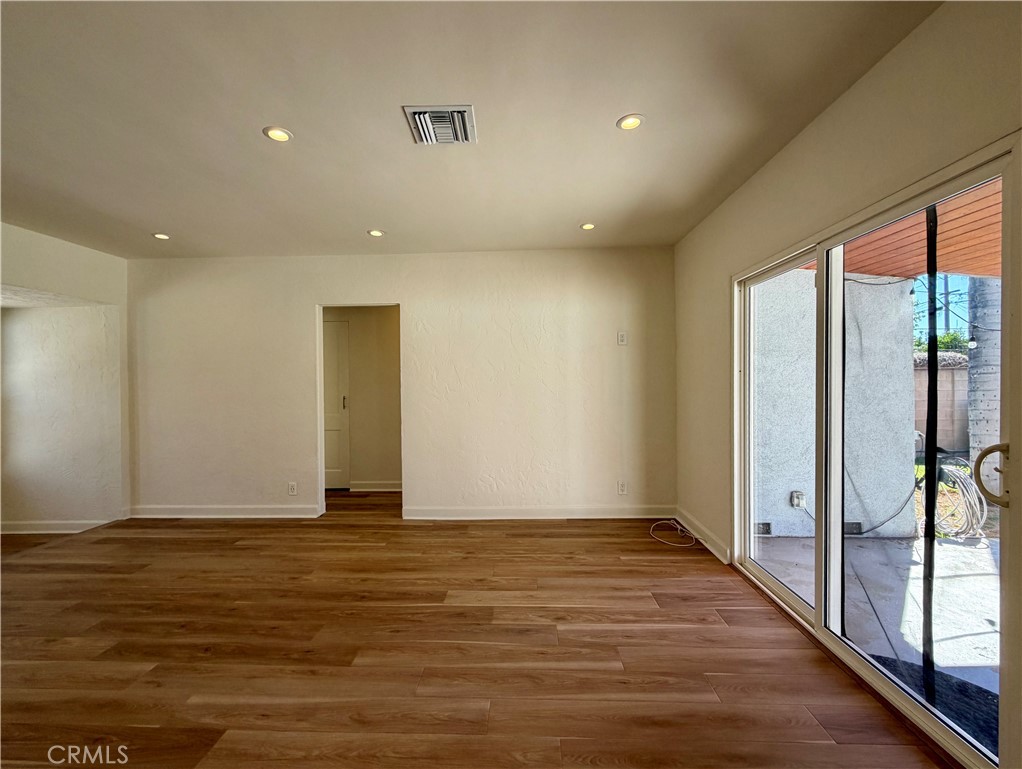 6547 Denny Property Photo 6