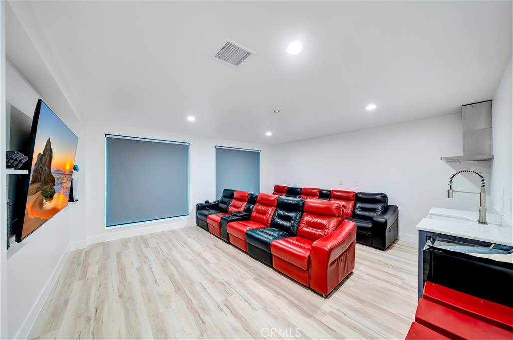 4330 4332 Alhama Dr Property Photo 24