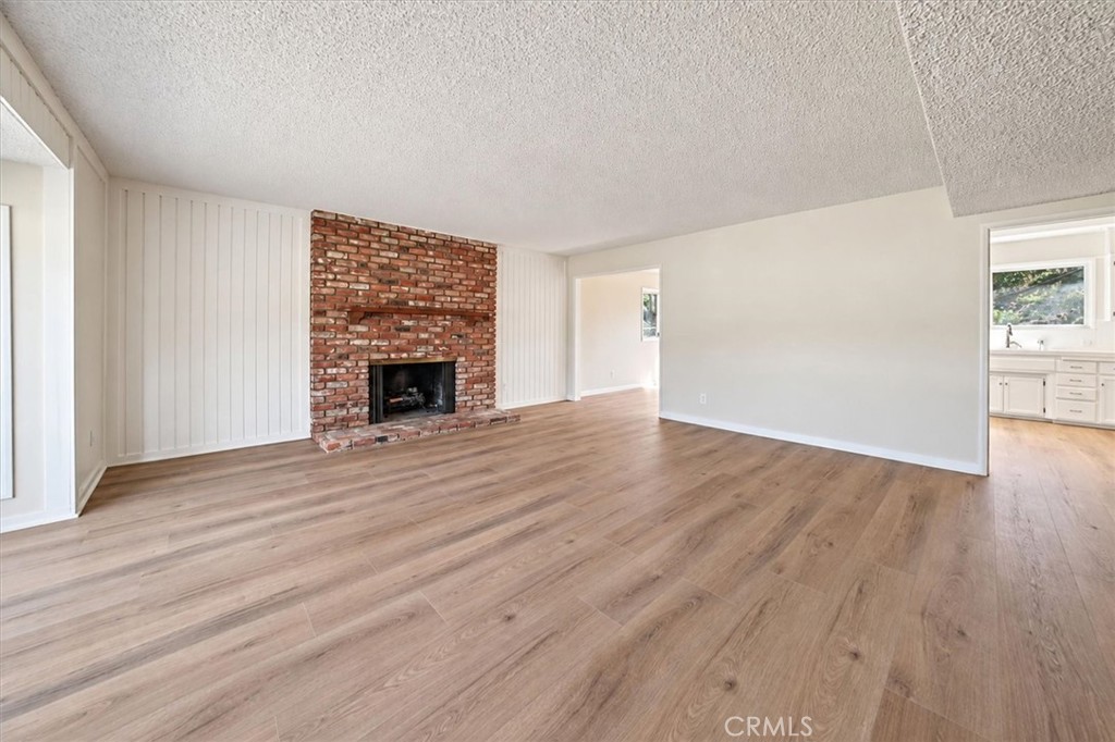 11955 Salem Drive Property Photo 5