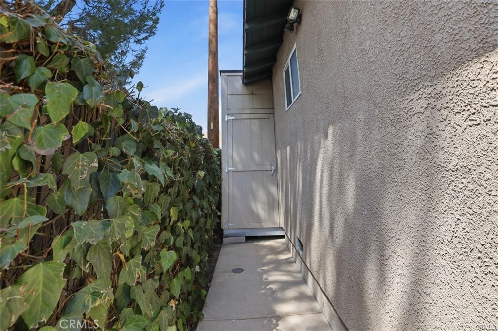 1221 N Lima Street Property Photo 28