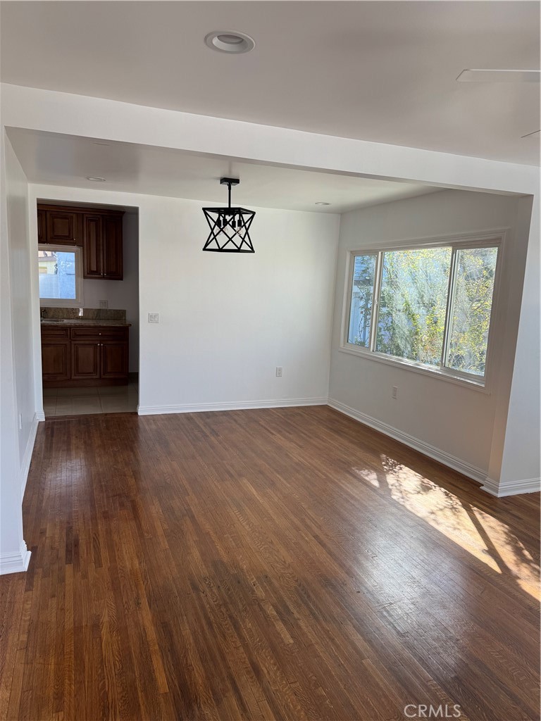 2810 8th Ave Property Photo 6