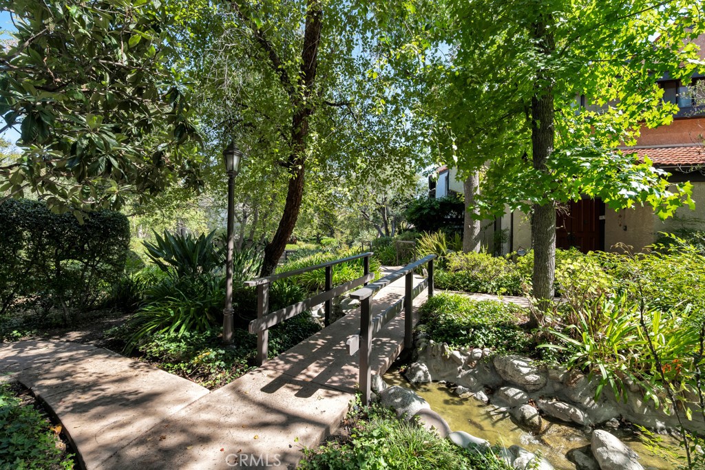 21931 Burbank Boulevard 25 Property Photo 44