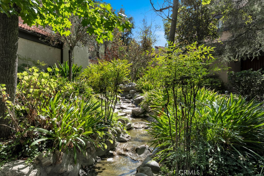 21931 Burbank Boulevard 25 Property Photo 45