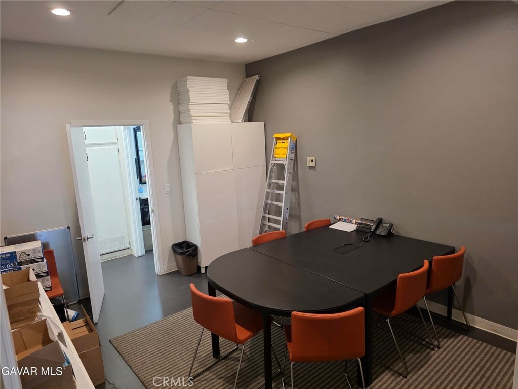 902 W Lancaster Boulevard Property Photo 16