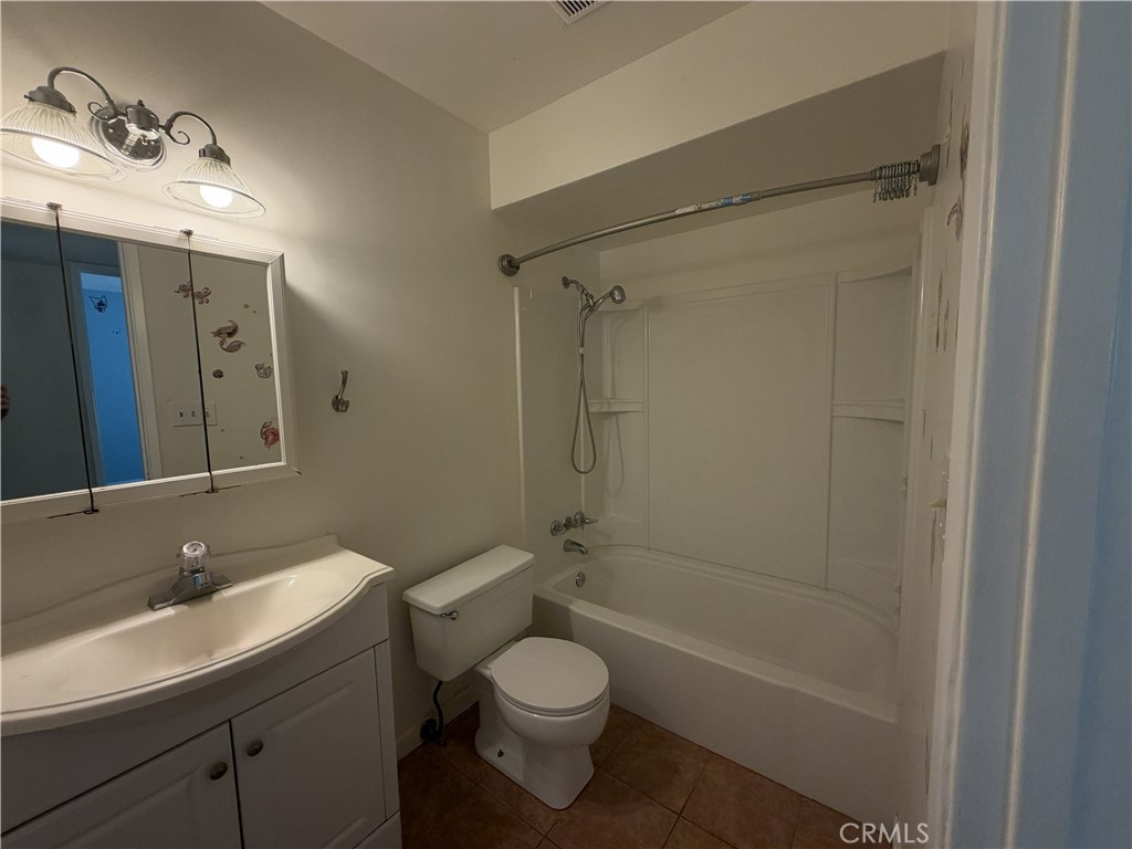 2801 Belden Property Photo 13