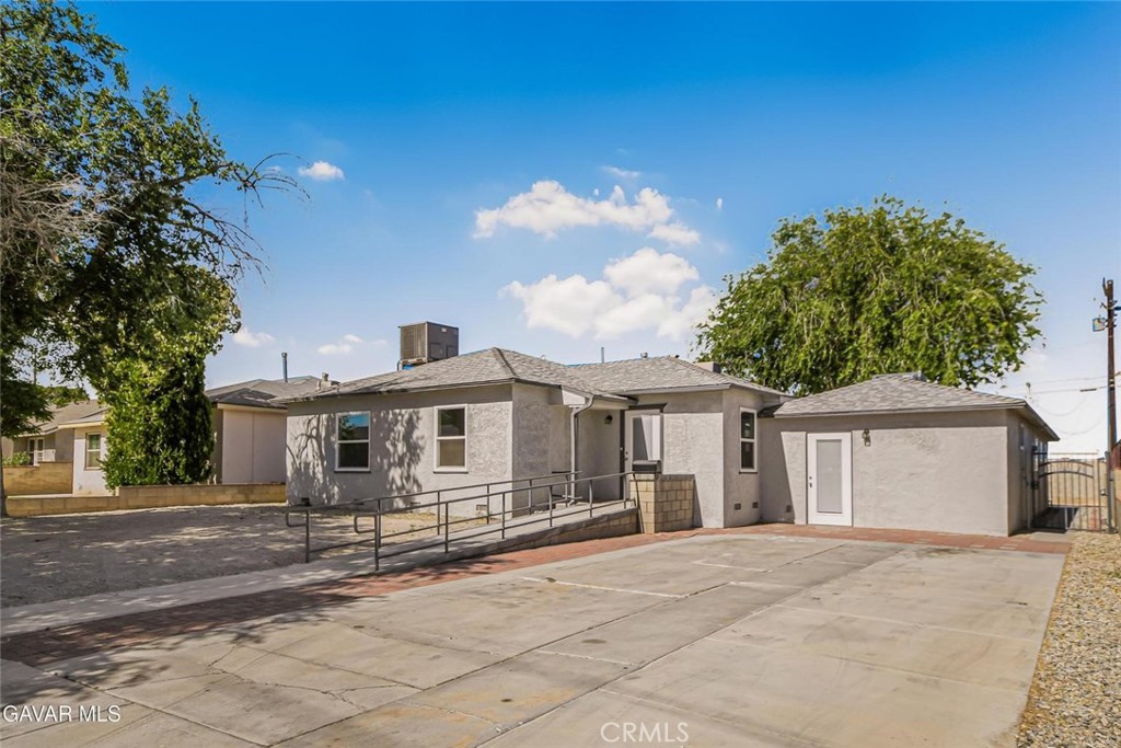 44503 Fern Avenue Property Photo 1
