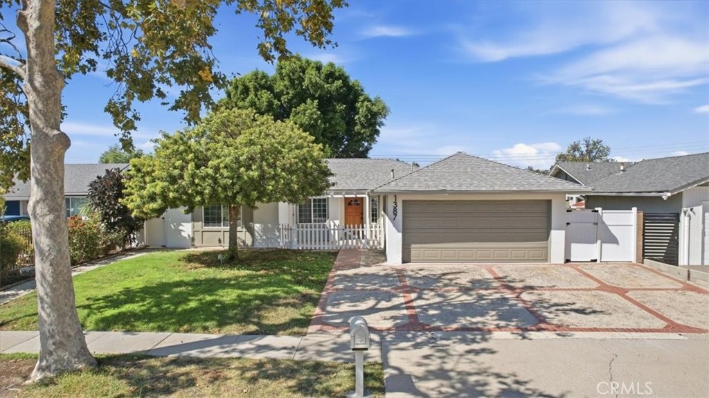 1387 Cherry Ave Property Photo 1