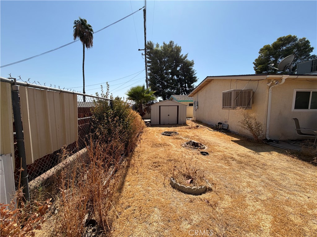 2005 Avondale Property Photo 19