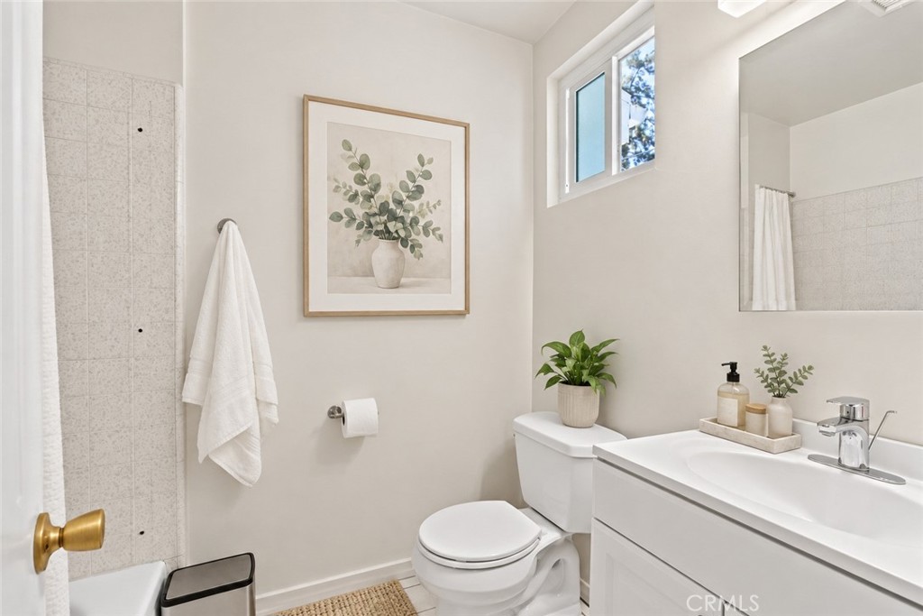 5522 Murietta Avenue Property Photo 36