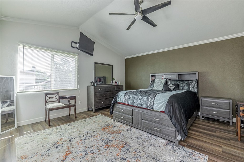 1234 Samra Property Photo 10