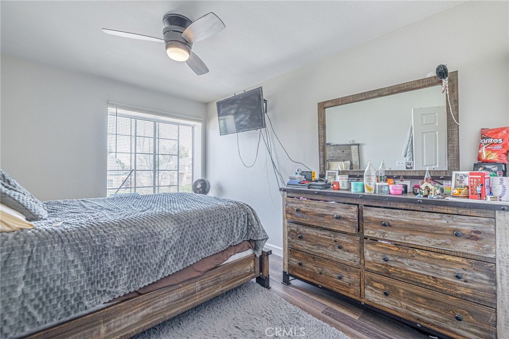 1234 Samra Property Photo 14
