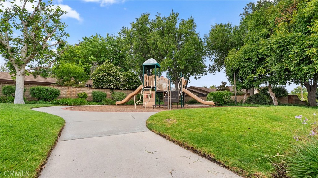 25651 Ramada Property Photo 22