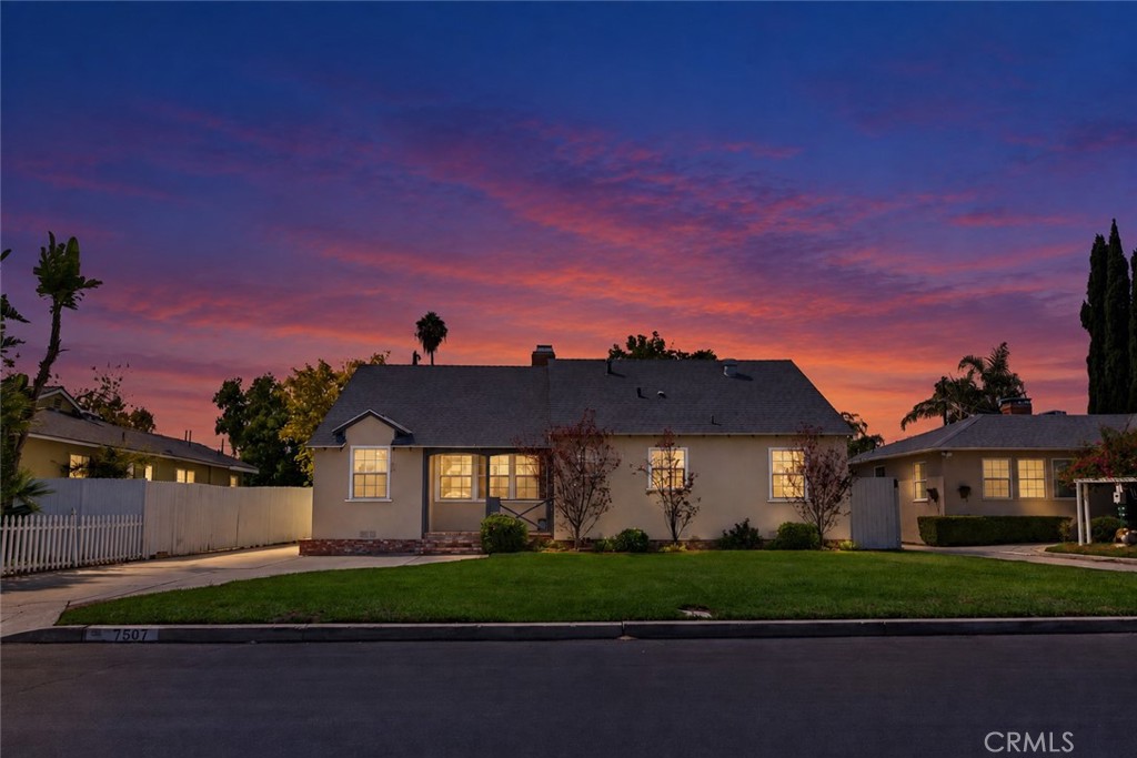7507 Gaviota Avenue Property Photo 1