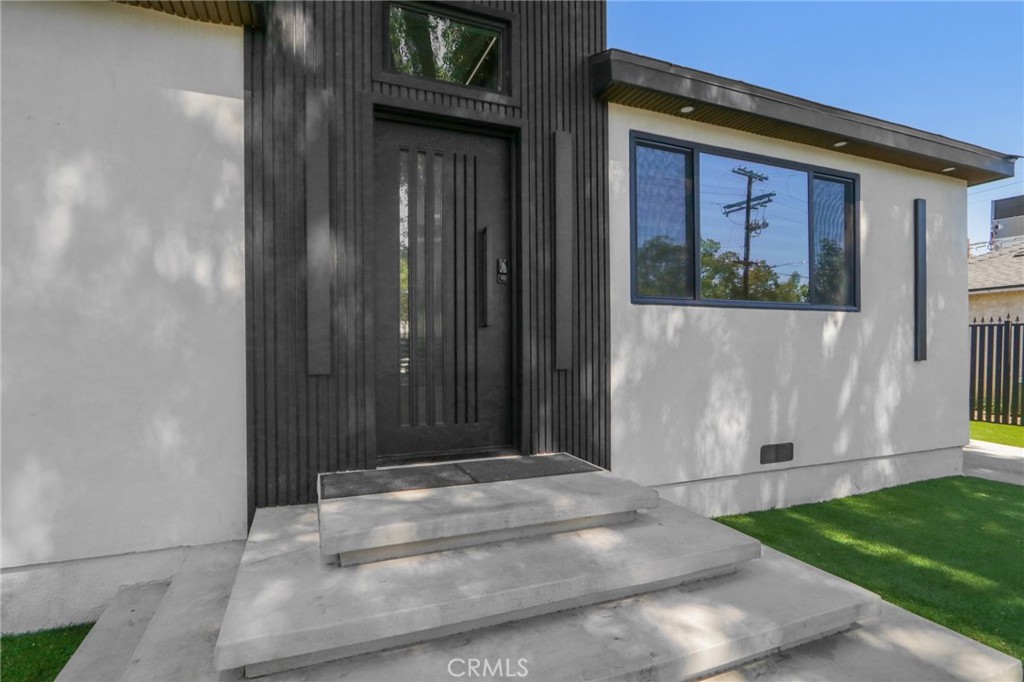 14235 Burton Property Photo 6