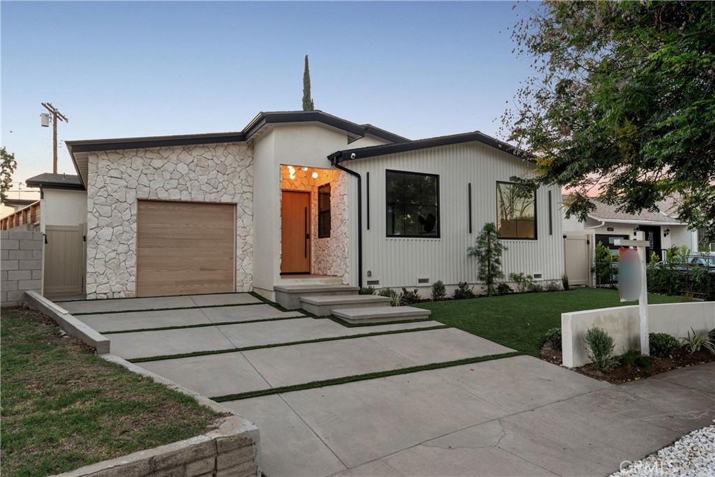 18023 Tiara Property Photo 1