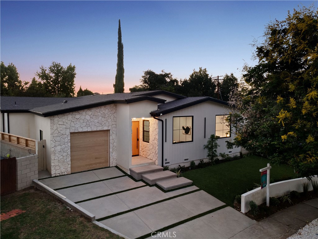 18023 Tiara Property Photo 2
