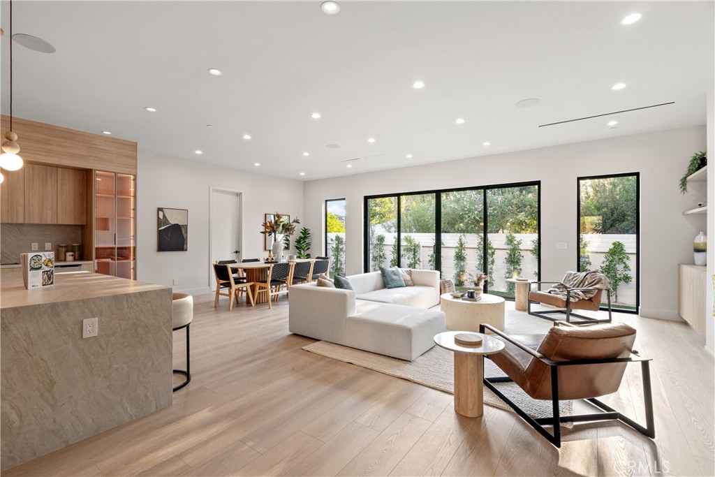 18023 Tiara Property Photo 7