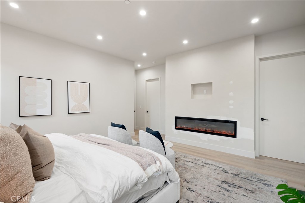 18023 Tiara Property Photo 16