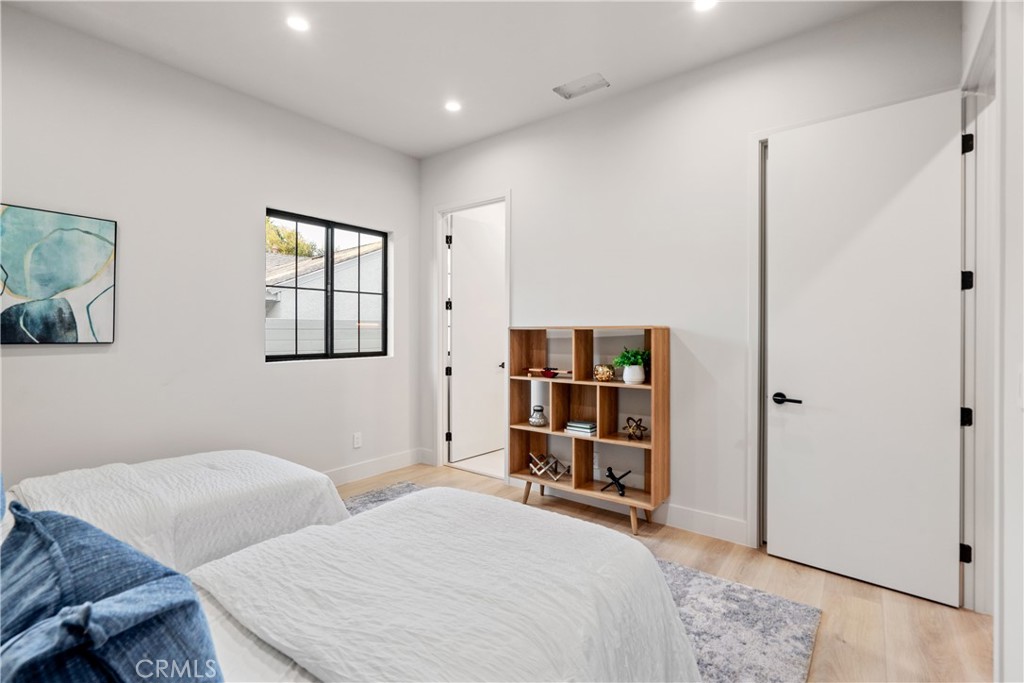 18023 Tiara Property Photo 22