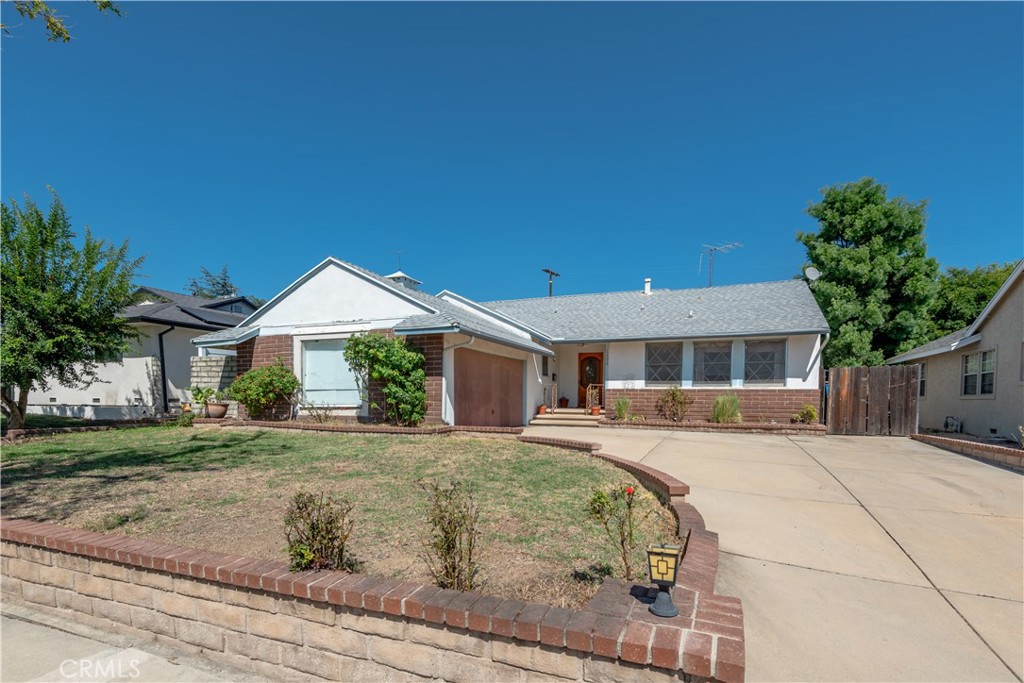 17225 Horace Property Photo 1