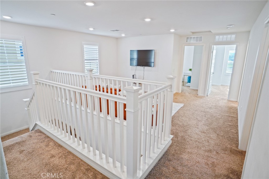 27605 Sawtooth Property Photo 12